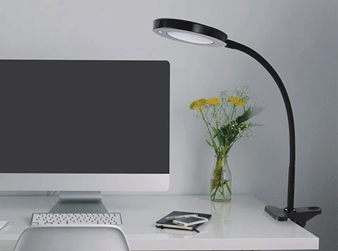 Small LED Desk Clamp Lamp With Flexible Adjustable Gooesneck-HT6102C